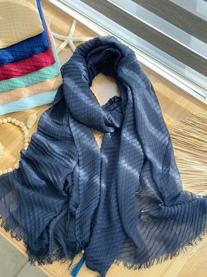 02437- شال آف 79