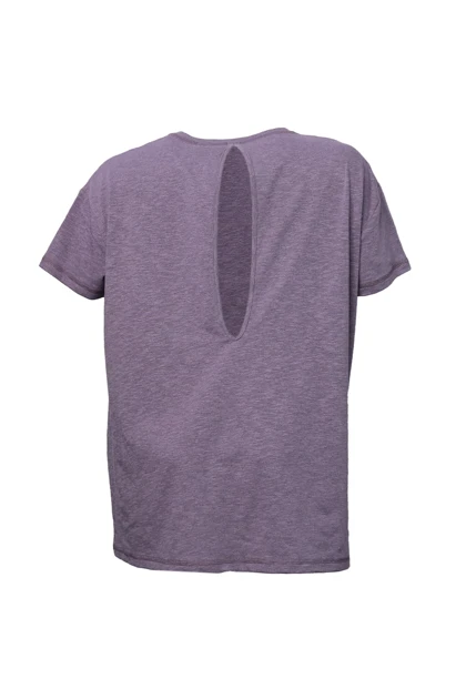 تیشرت زنانه hummel