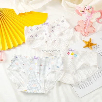 شورت طرح بنفشه