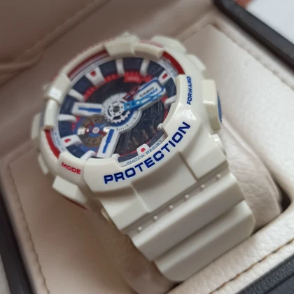 ساعت مچی اسپرت طرح جیشاک 110 رنگ سفید