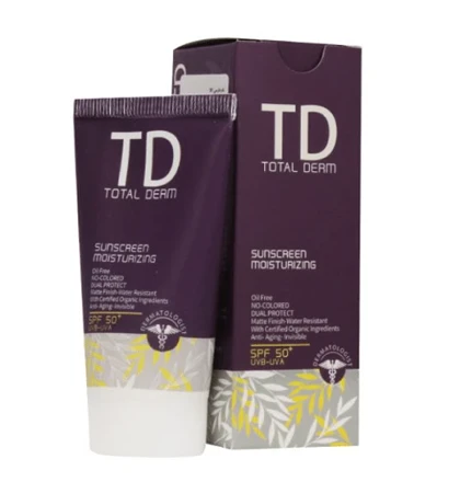 کرم ضد آفتاب بی رنگ SPF50 فاقد چربی توتال درم 50 میل