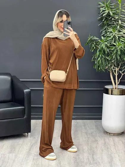 ست بلوز و شلوار پلیسه‌دار
