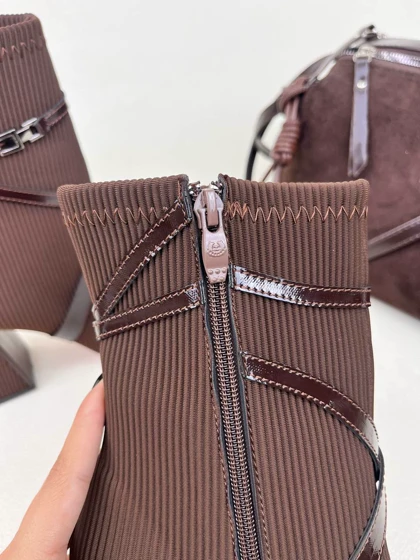 نیم بوت پاشنه‌دار زنانه کبریتی بغل رکابدار زارا ZARA کد : 1699 دختر طهرونی
