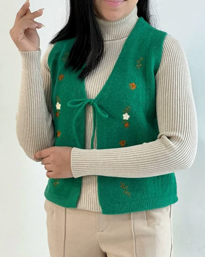 جلیقه بافت گلدوزی کد 5206