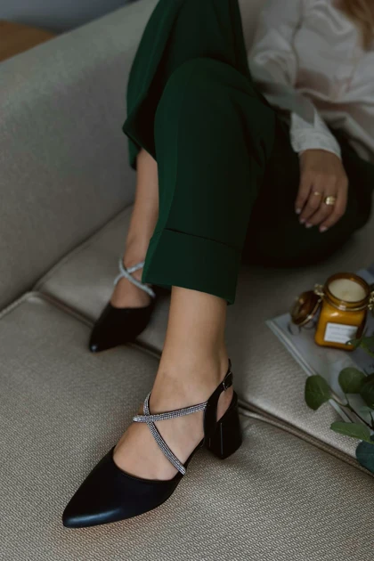 کفش پاشنه‌بلند کلاسیک زنانه polka-store polka-store