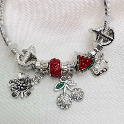 دستبند بنگل استیل طرح «پاندورا تابستانی» | با آویز هندوانه و گیلاس (قرمز)