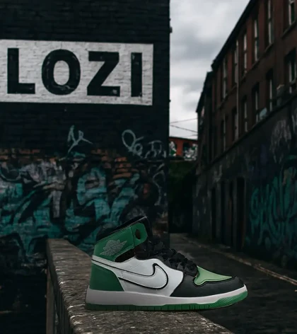 کفش کتانی ساق‌دار مردانه و زنانه مشکی سفید سبز NIKE jordan 1 مدل 7980