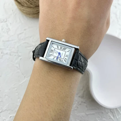 ساعت مچی زنانه با طرح خاص فلورا، انتخابی شیک