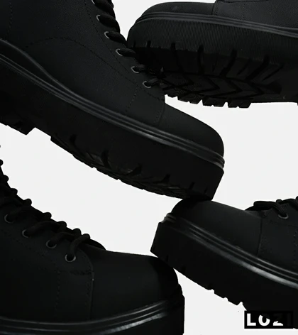 بوت مردانه چرمی مشکی BERSHKA