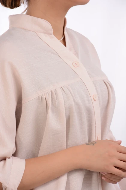 شومیز چین‌دار یقه ایستاده