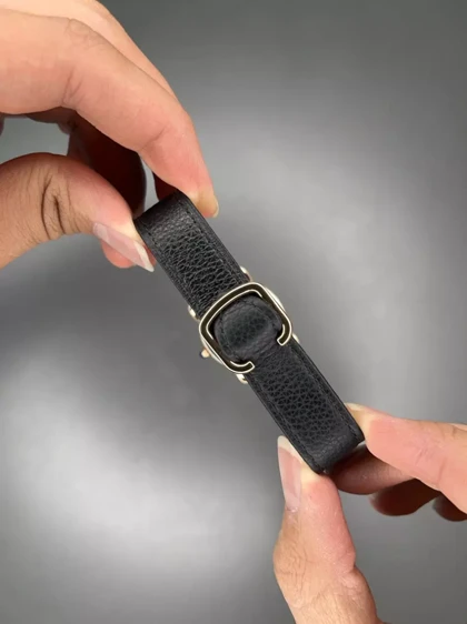 ساعت مچی کارتیه صفحه سفید بند چرمی مشکی Cartier