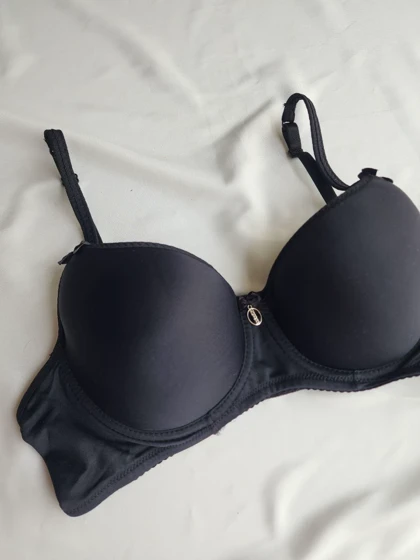 سوتین ابرنازک فنردار NBB کد :3532