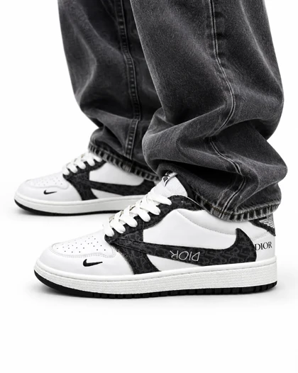 کفش کتانی مردانه مدل نایکی ترویس دیور سفید طوسی Nike travis