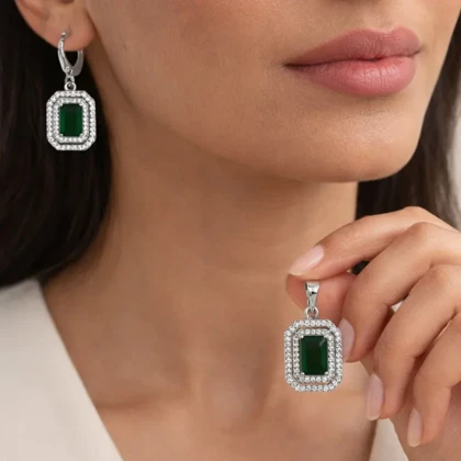 نیم‌ست زنانه مدل امرالد آمور طرح زمرد نگین‌دار