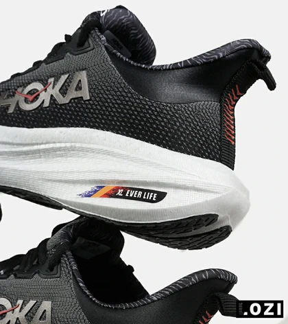 کفش کتانی مردانه و زنانه مشکی خاکستری HOKA مدل 7393