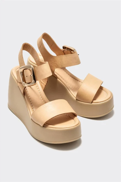 صندل زنانه اله elle