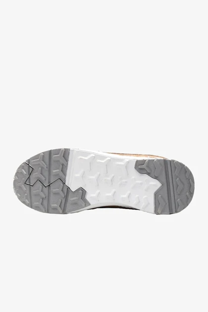 کفش های طبیعت گردی hummel