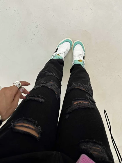 شلوار جین مام زاپ‌دار
