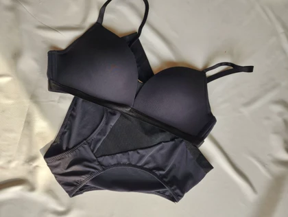 ست شورت و سوتین اسفنجی بدون فنر NBB کد: 4776