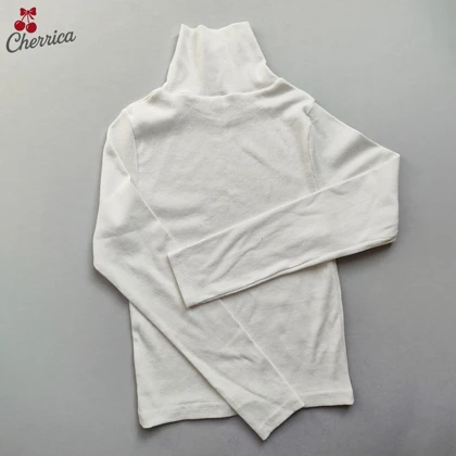 کراپ آستین بلند یقه اسکی سفید