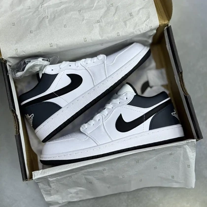 کفش نایک ایر جردن وان لو سفید طوسی Nike Air Jordan 1 Low White Grey