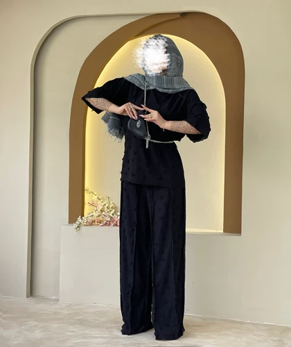 تی‌شرت و شلوار لینن