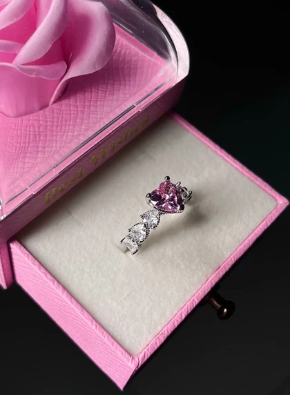 انگشتر قلب لاو