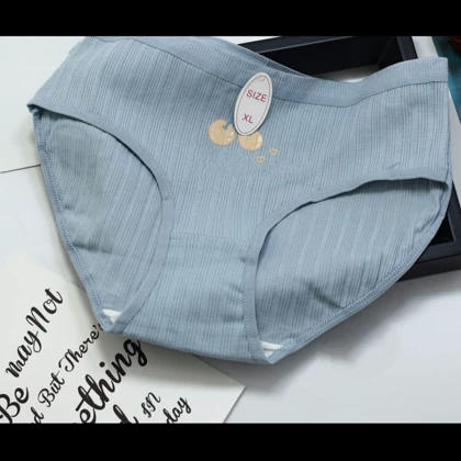 شورت عروسکی زنانه وارداتی طرح آلبالو