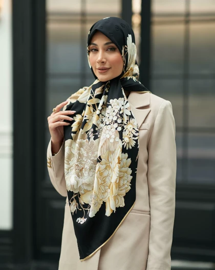 روسری ابریشم ژاکارد قواره 140 30208