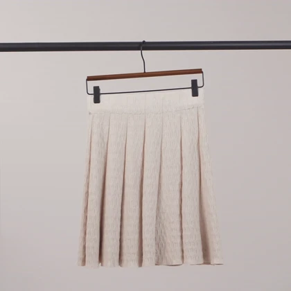 دامن کوتاه مهسا