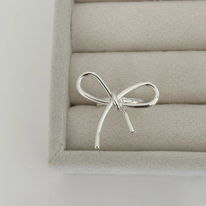 انگشتر زنانه پاپیون مینیمال کد 840