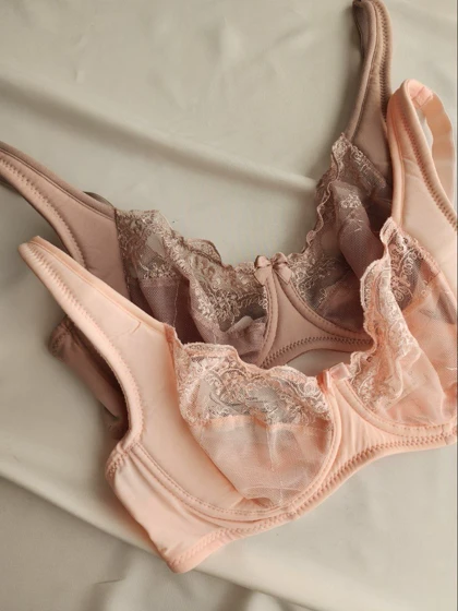 سوتین تک فنردار مینی مایزر برند SATER SEEN کد: 1010