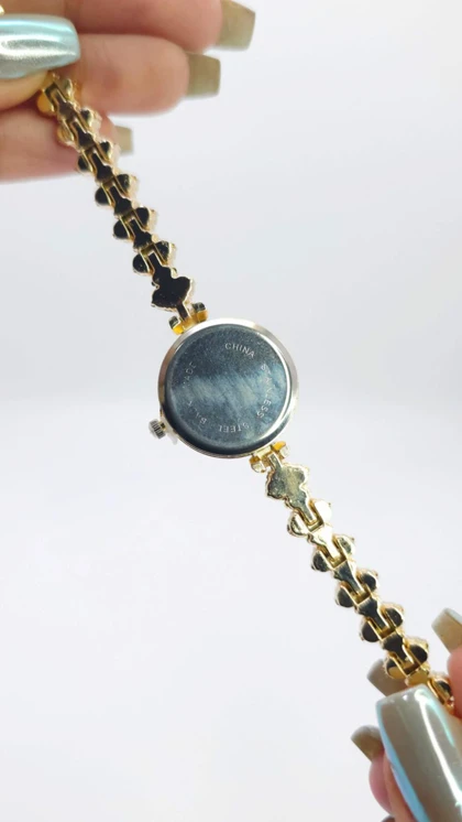 ساعت مچی زنانه مجلسی EHHE نگین‌دار با موتور کوارتز