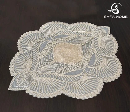 رومیزی قیطان 3 تکه طرح ناردون