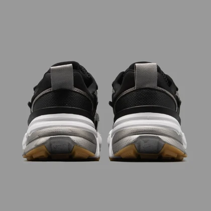 نایکی وی تو کی مشکی نقره ای Nike V2K Run Black Silver