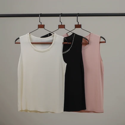 تاپ یقه خشتی مروارید