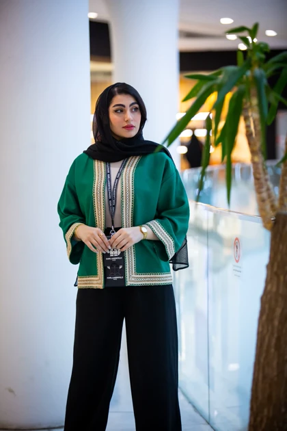 مانتو کرسپو کتی خرجکار کنفی