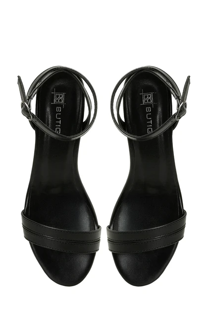 صندل زنانه اورجینال butigo butigo