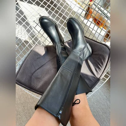 بوت بلند سما