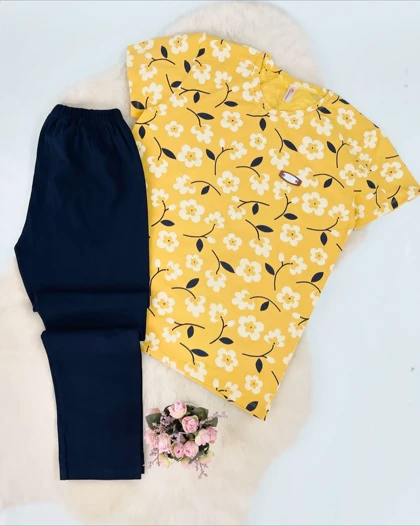 ست تیشرت و شلوار گل‌گلی 🌸