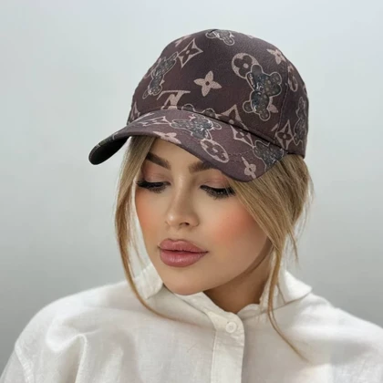 کلاه بیسبالی lv فانتزی