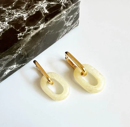 گوشواره حلقه‌ای آویز TOSH طرح زنجیر با سنگ (طلایی)