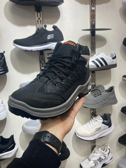 نیم بوت مردانه مدل LOWA مشکی