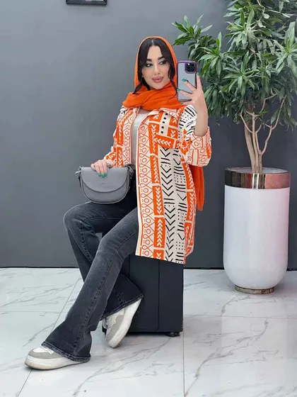 مانتو طرحدار سنتی دکمه فلزی