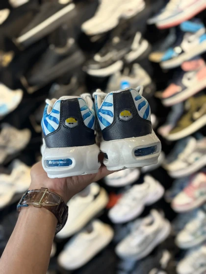 کتانی زنانه نایک تی ان