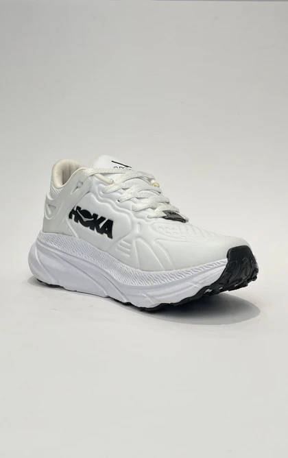 کتانی راحتی هوکا وان وان سفید رویه چرم