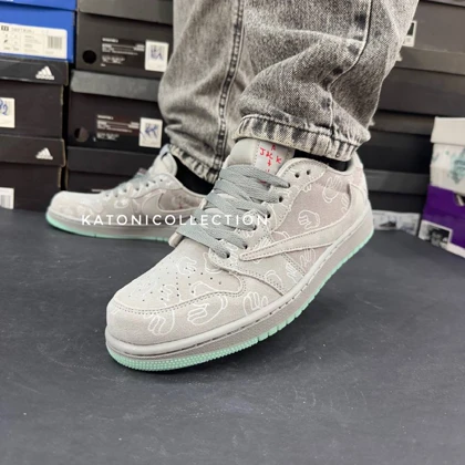 کتانی جردن وان لو کاز Jordan 1 Low Kaws