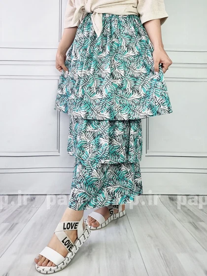 دامن طبقه‌ای چین‌دار طرح دار