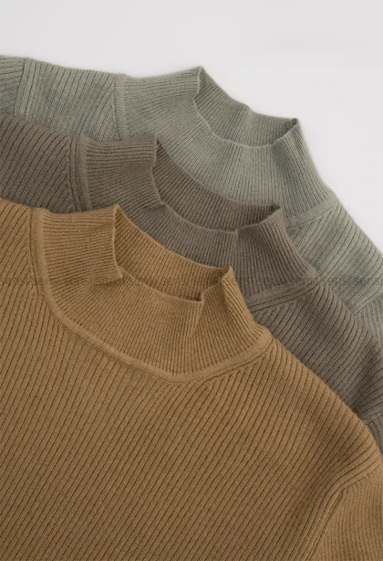 بلوز بافت یقه 5سانت وارداتی کد1004583