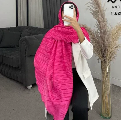 روسری پلیسه